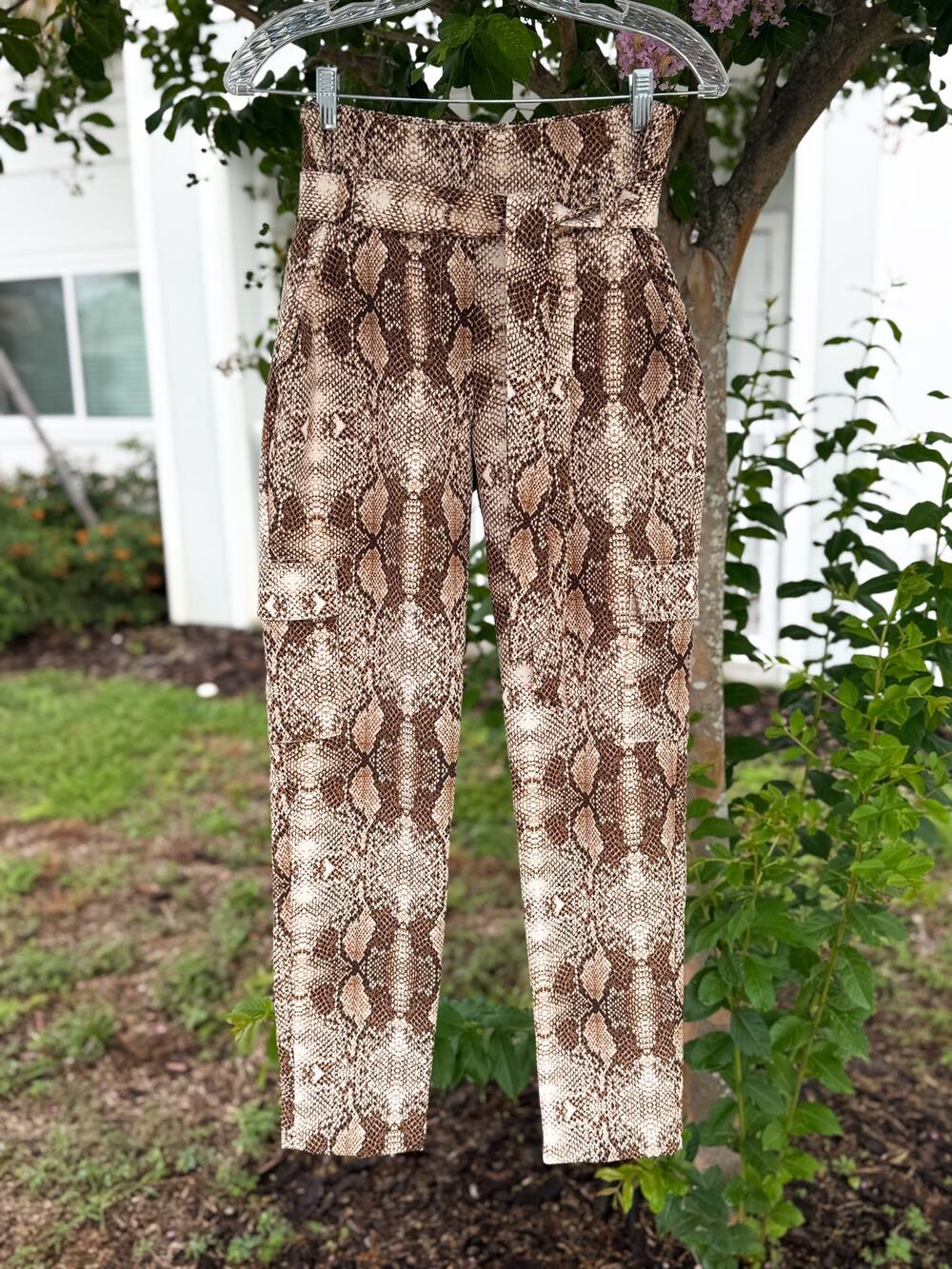 7th Avenue Design Studio Snake Print Paperbag Cargo Pants Belted Size 0